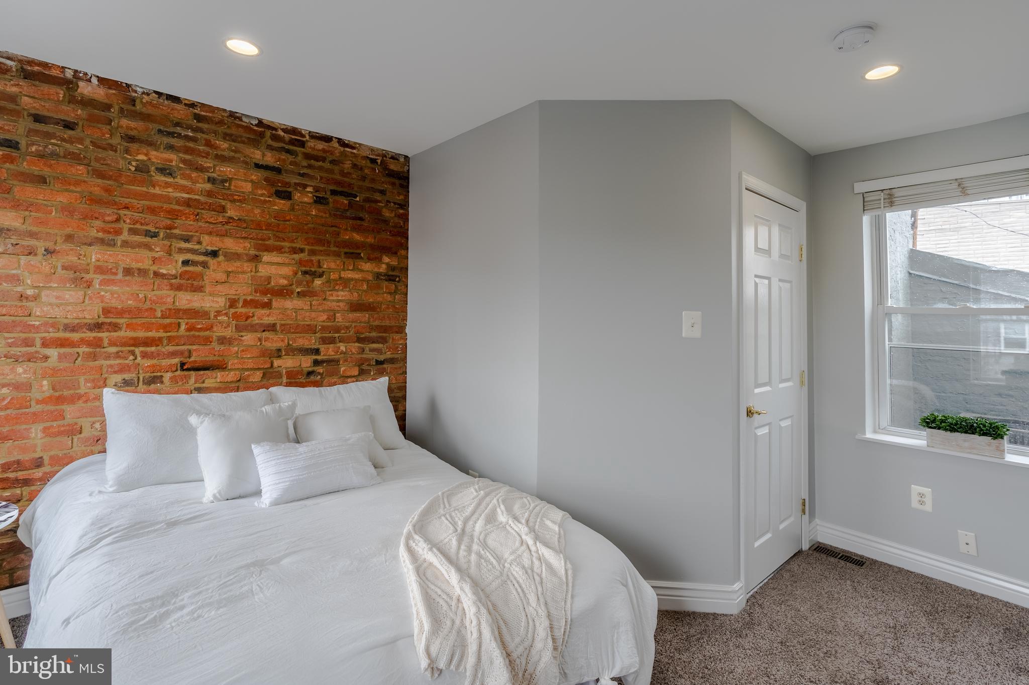 UPPER FELLS POINT - Residential