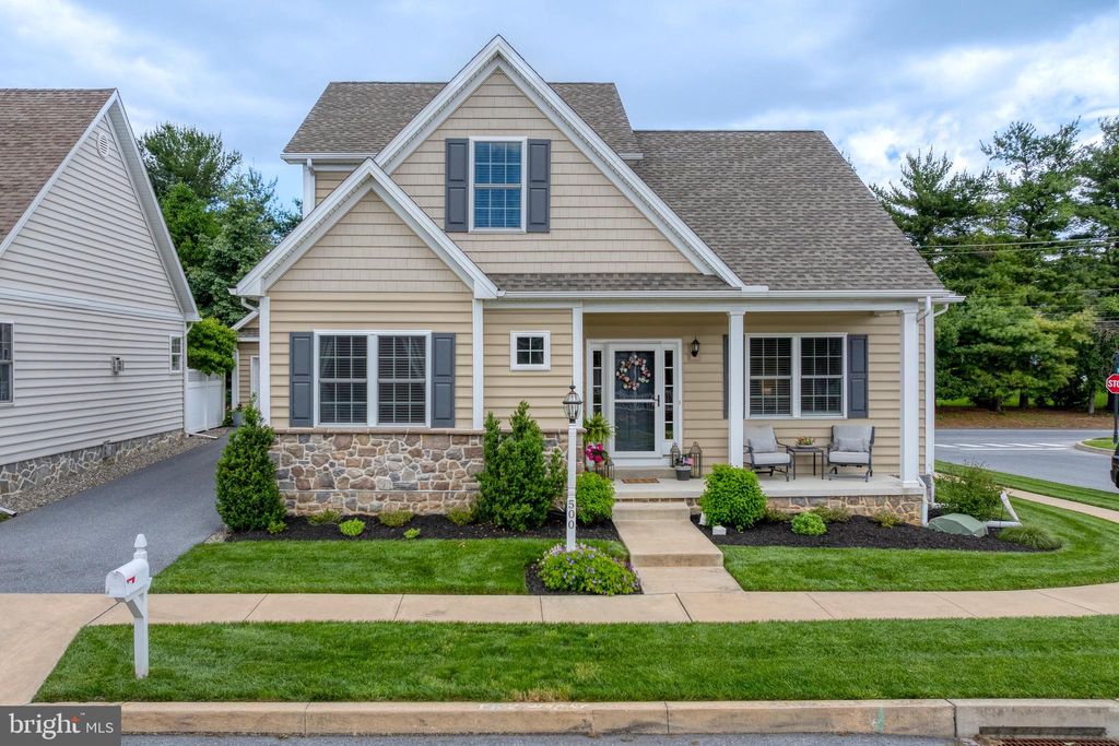 Photo of 500 Prince George Drive, LANCASTER, PA 17601 (MLS # PALA2070504)