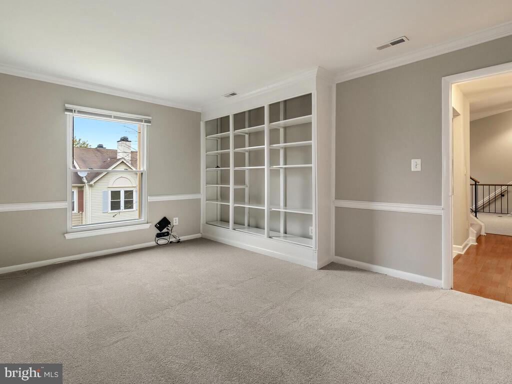 GREENFIELDS - Residential