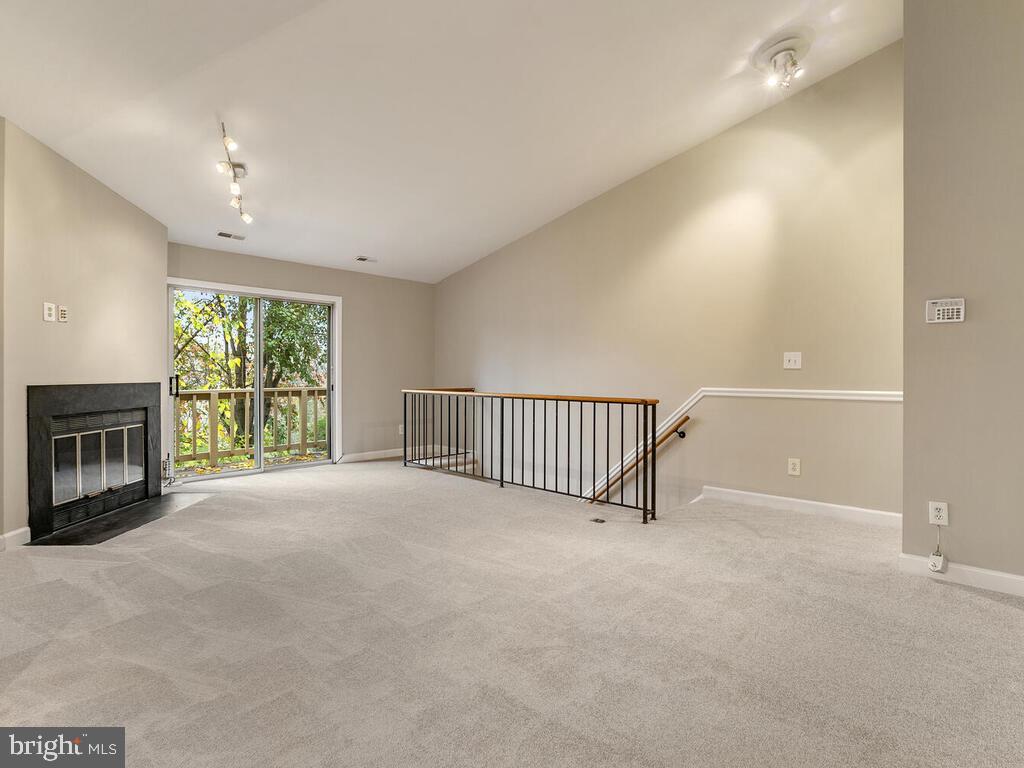 GREENFIELDS - Residential