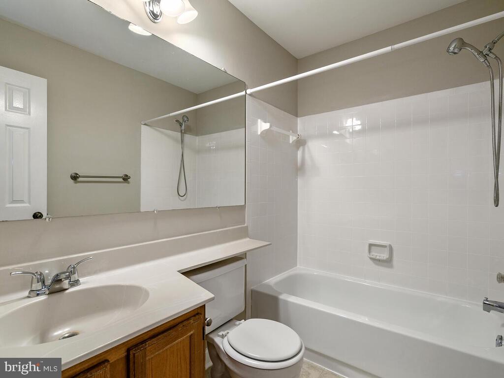 GREENFIELDS - Residential