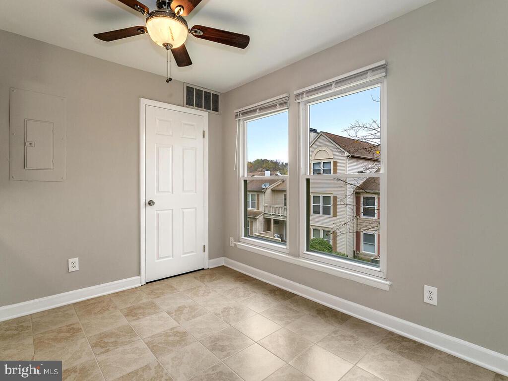 GREENFIELDS - Residential