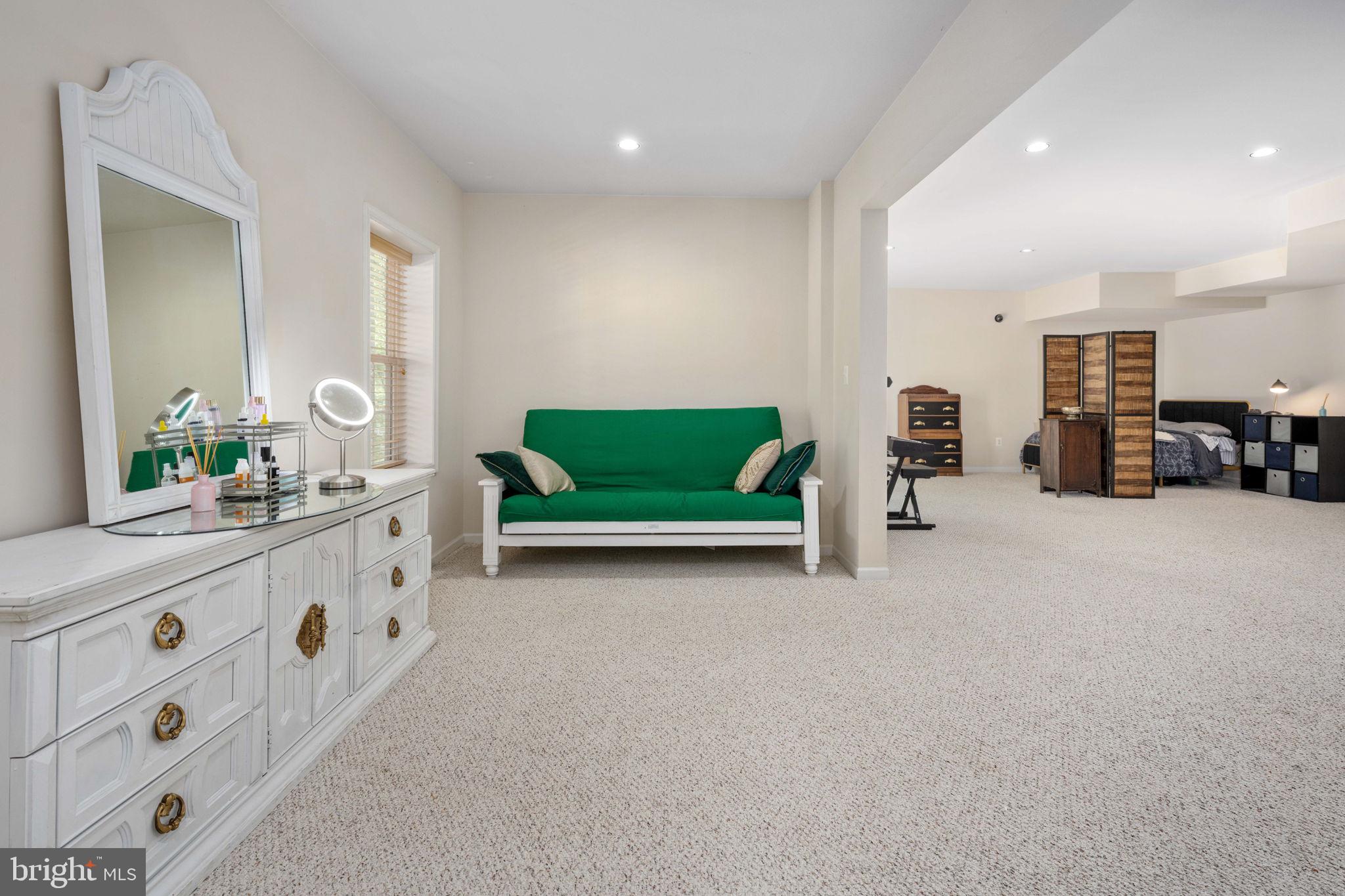 THE ESTATES OF BROOKE - Residential