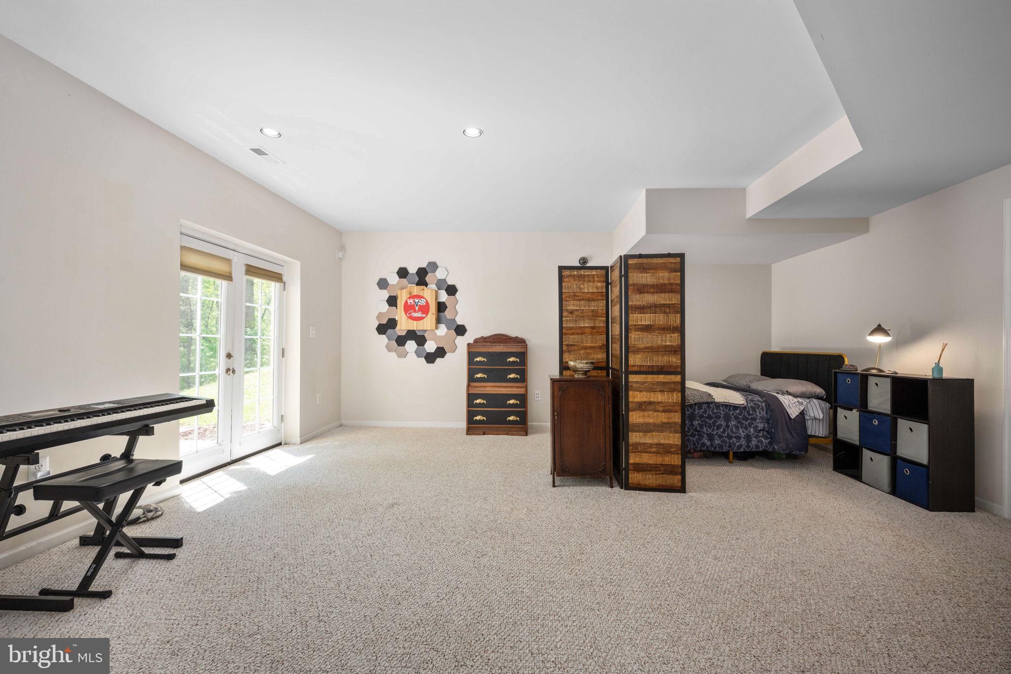 THE ESTATES OF BROOKE - Residential