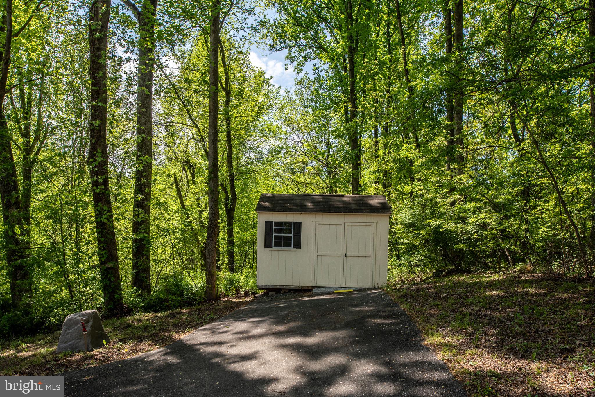 THE ESTATES OF BROOKE - Residential