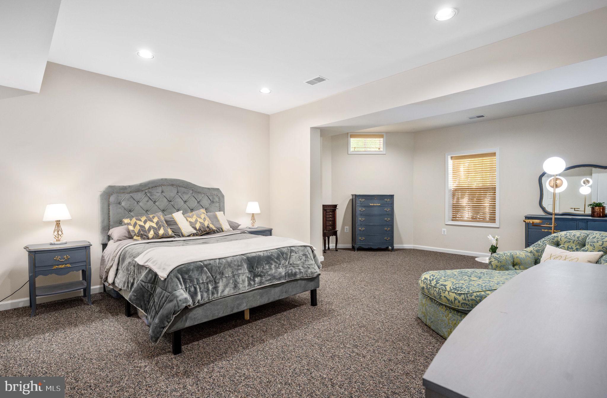 THE ESTATES OF BROOKE - Residential