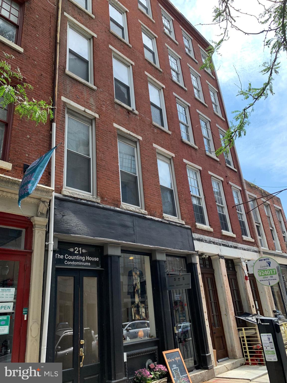 OLD CITY - Residential Lease