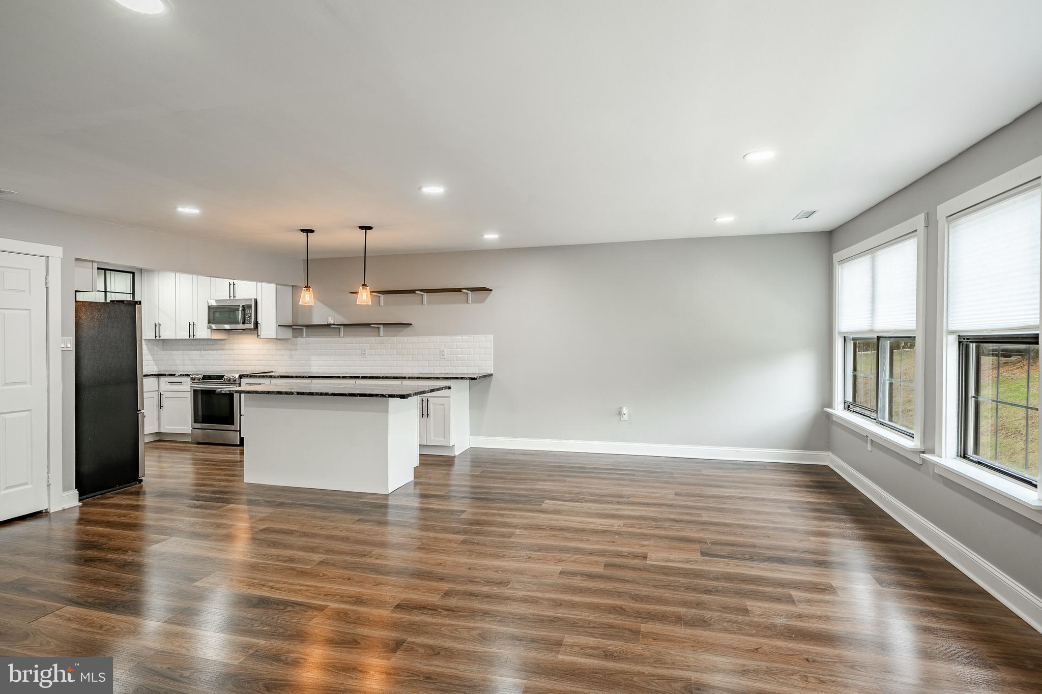 EXTON STATION - Residential
