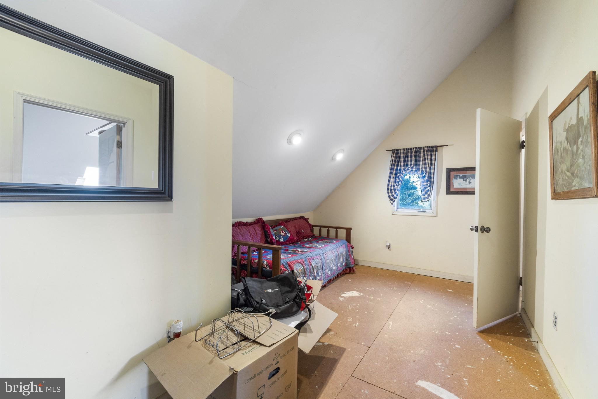 BARNESVILLE - Residential