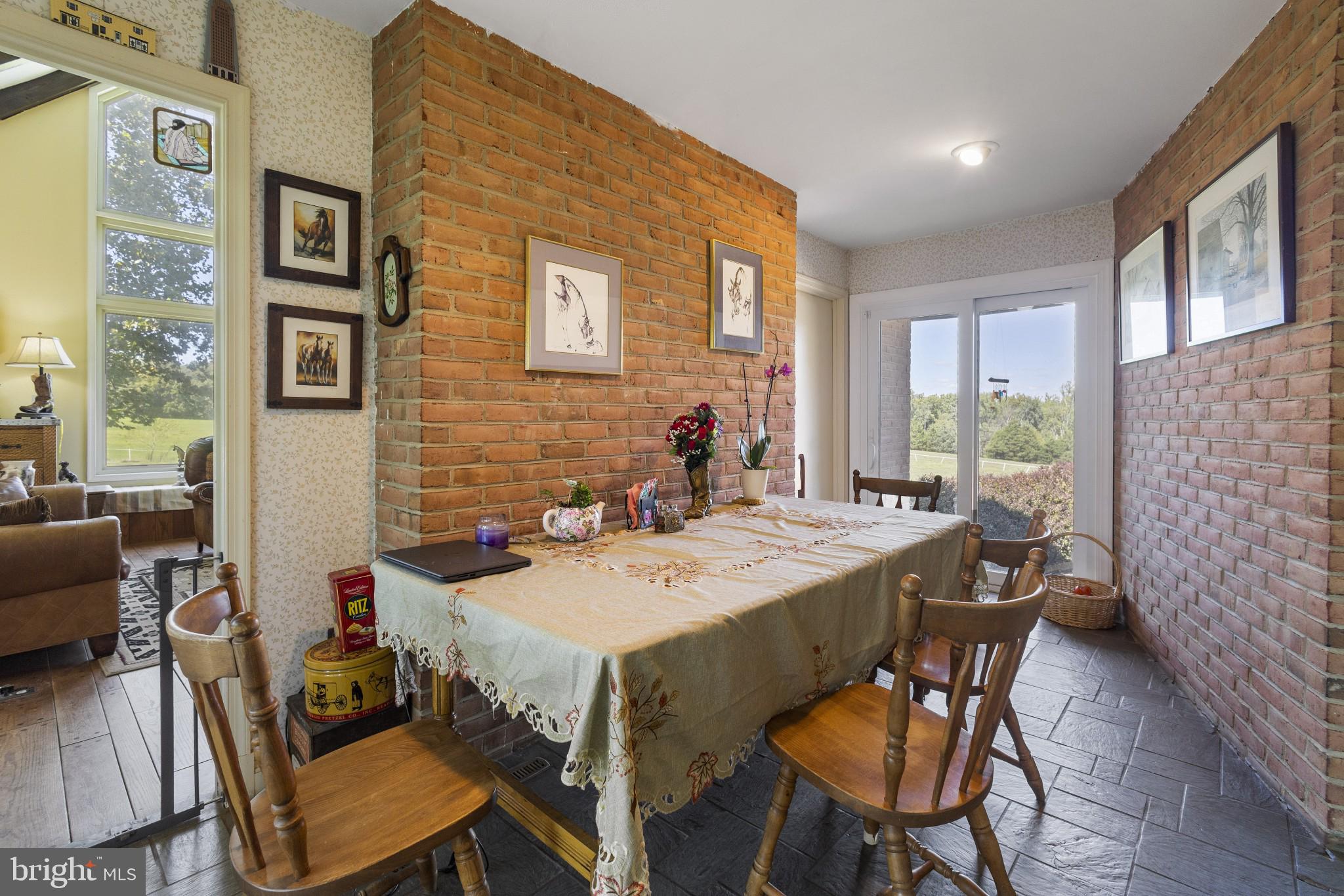 BARNESVILLE - Residential