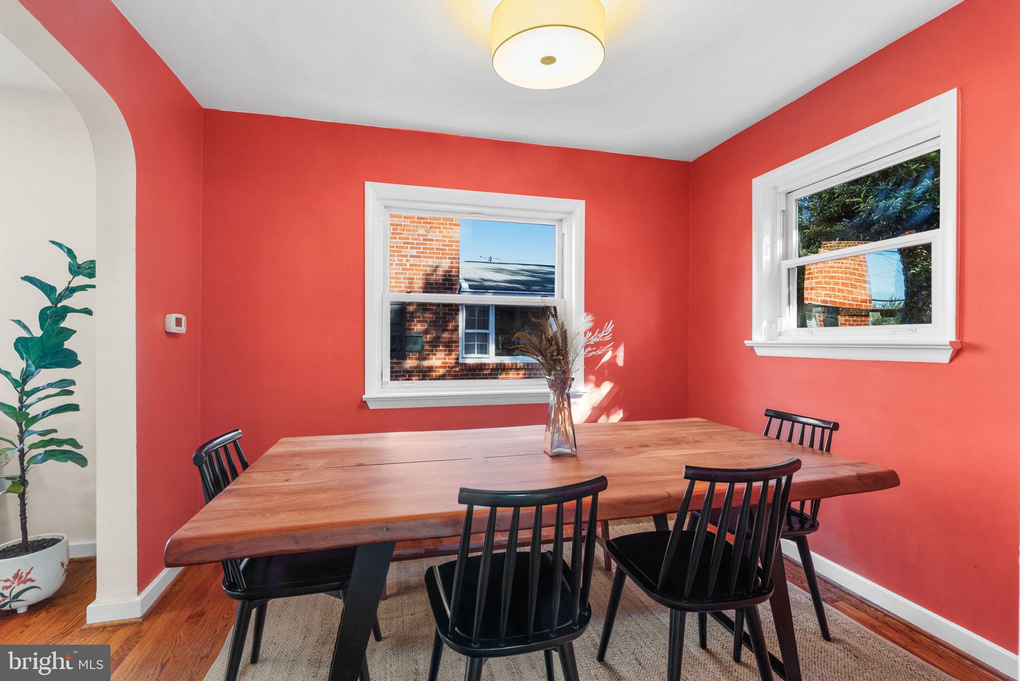 19 E CUSTIS AVENUE A