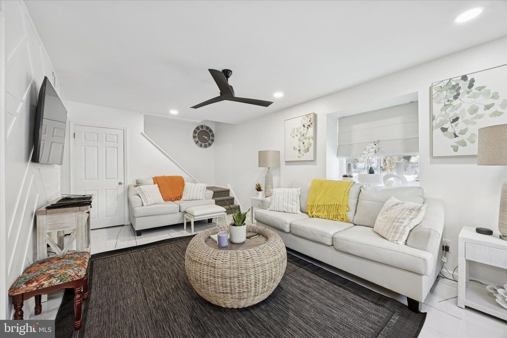 Photo of 5200 Hilltop Drive #CC18, BROOKHAVEN, PA 19015 (MLS # PADE2107618)