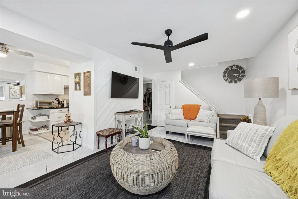 Photo of 5200 Hilltop Drive #CC18, BROOKHAVEN, PA 19015 (MLS # PADE2107618)