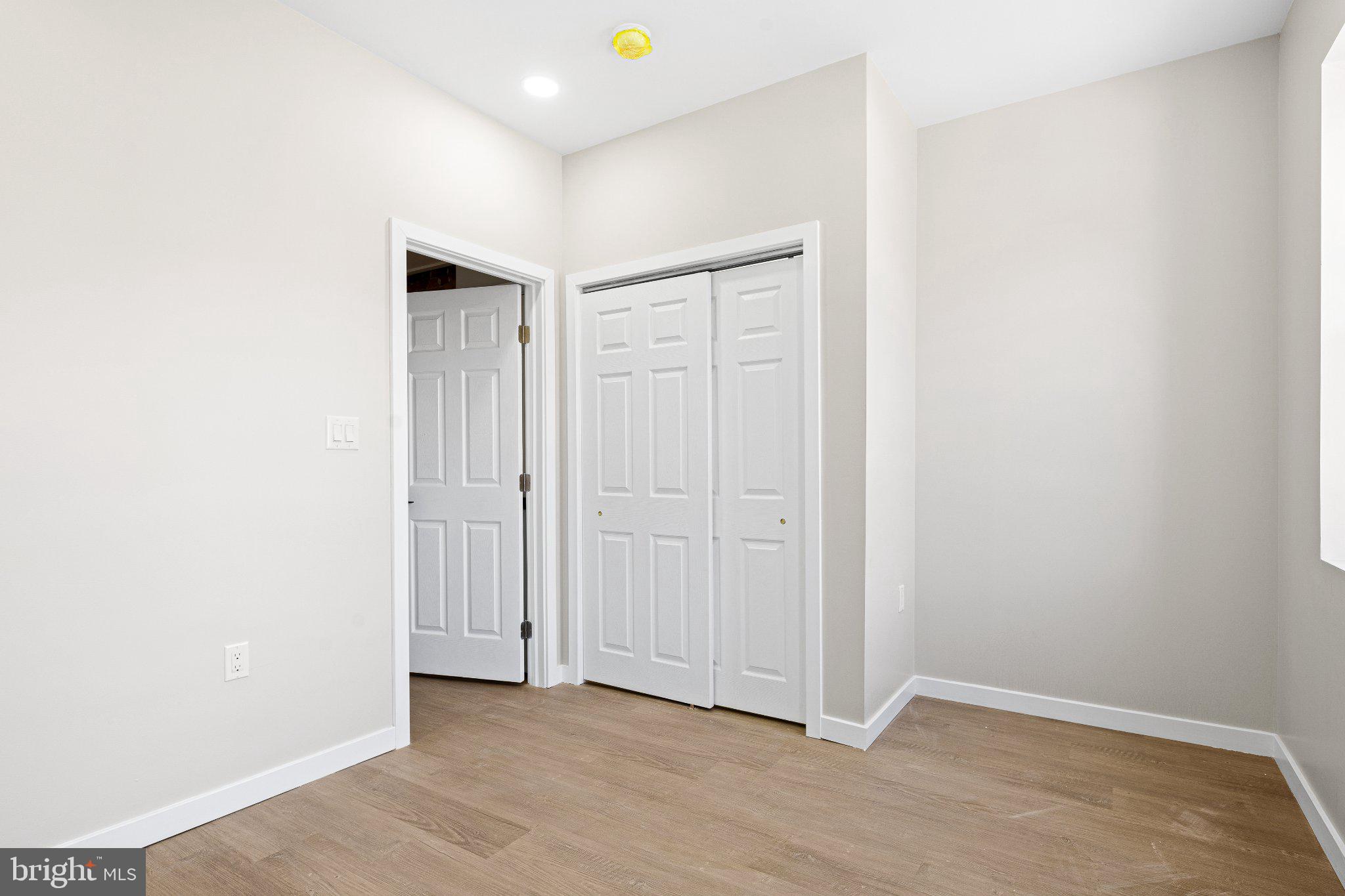 LOWER MOYAMENSING - Residential