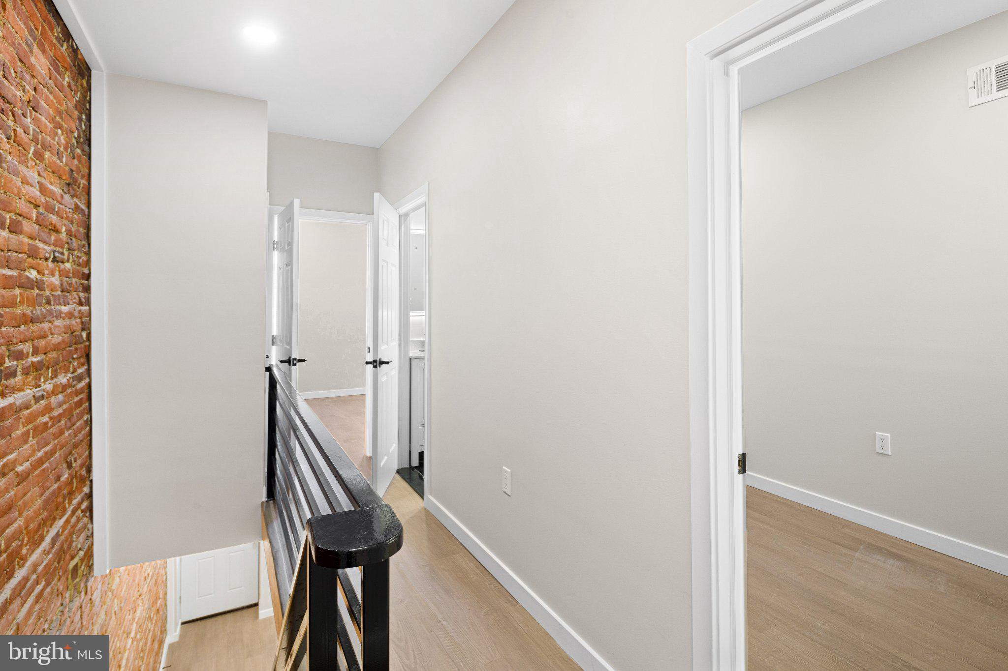 LOWER MOYAMENSING - Residential