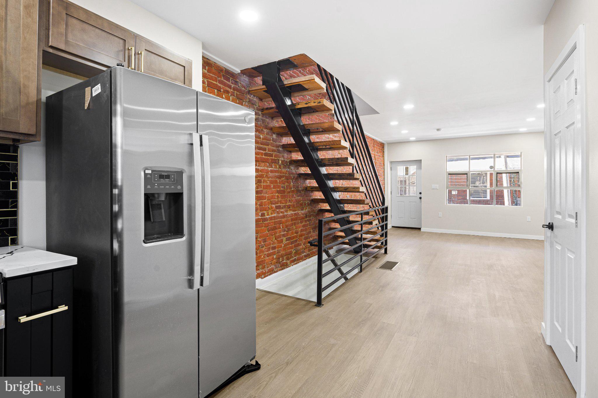 LOWER MOYAMENSING - Residential