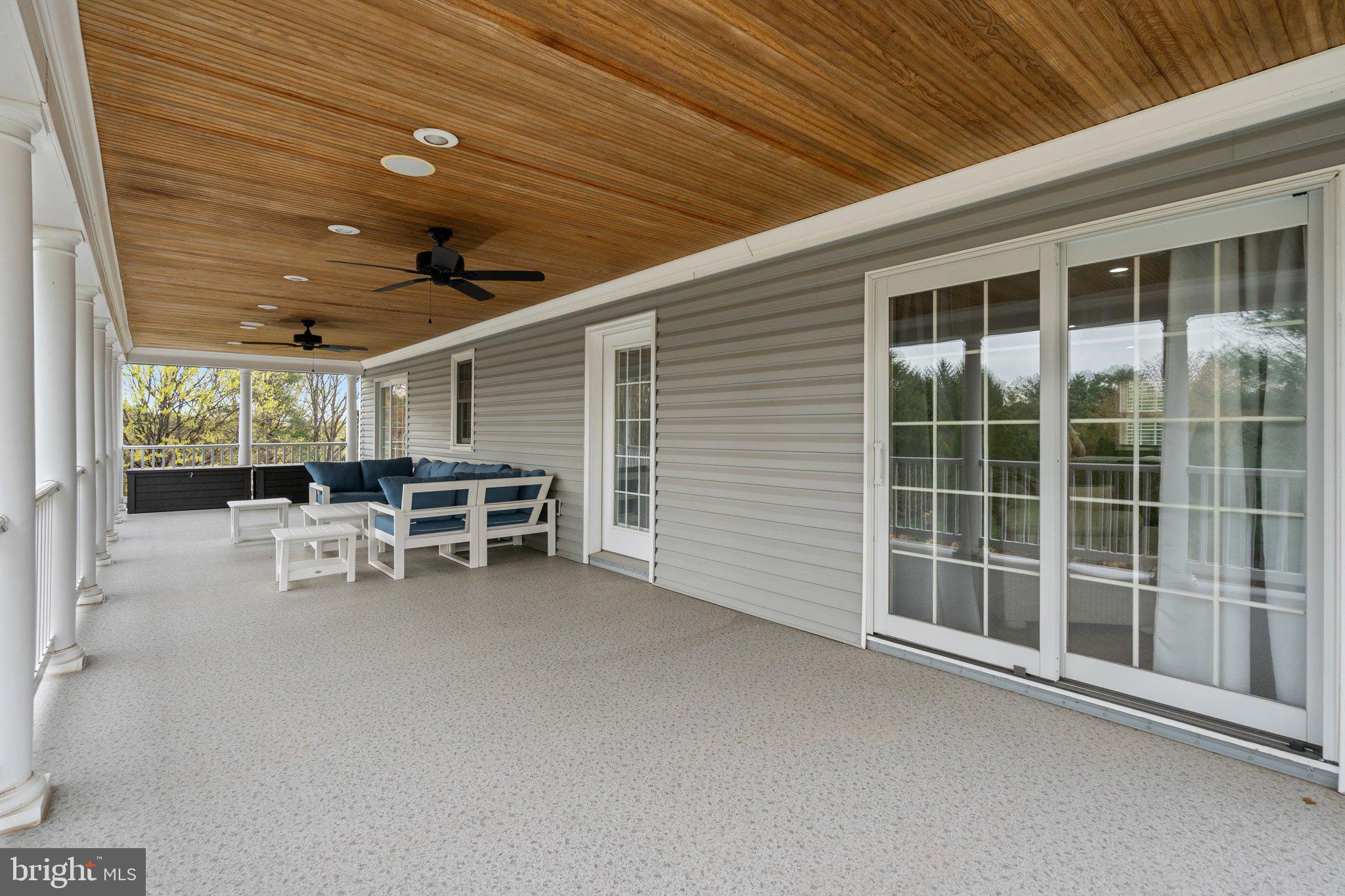 LAWNVALE ESTATES - Residential