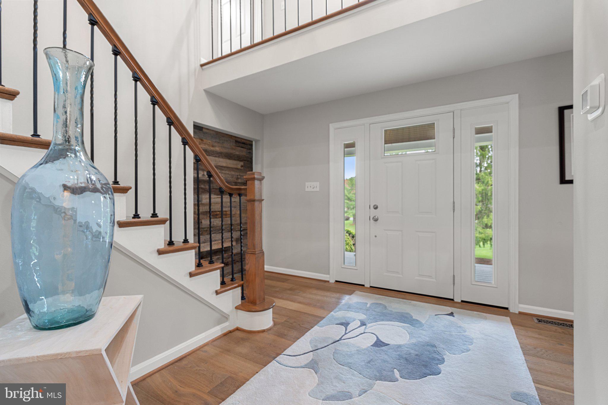 LAWNVALE ESTATES - Residential