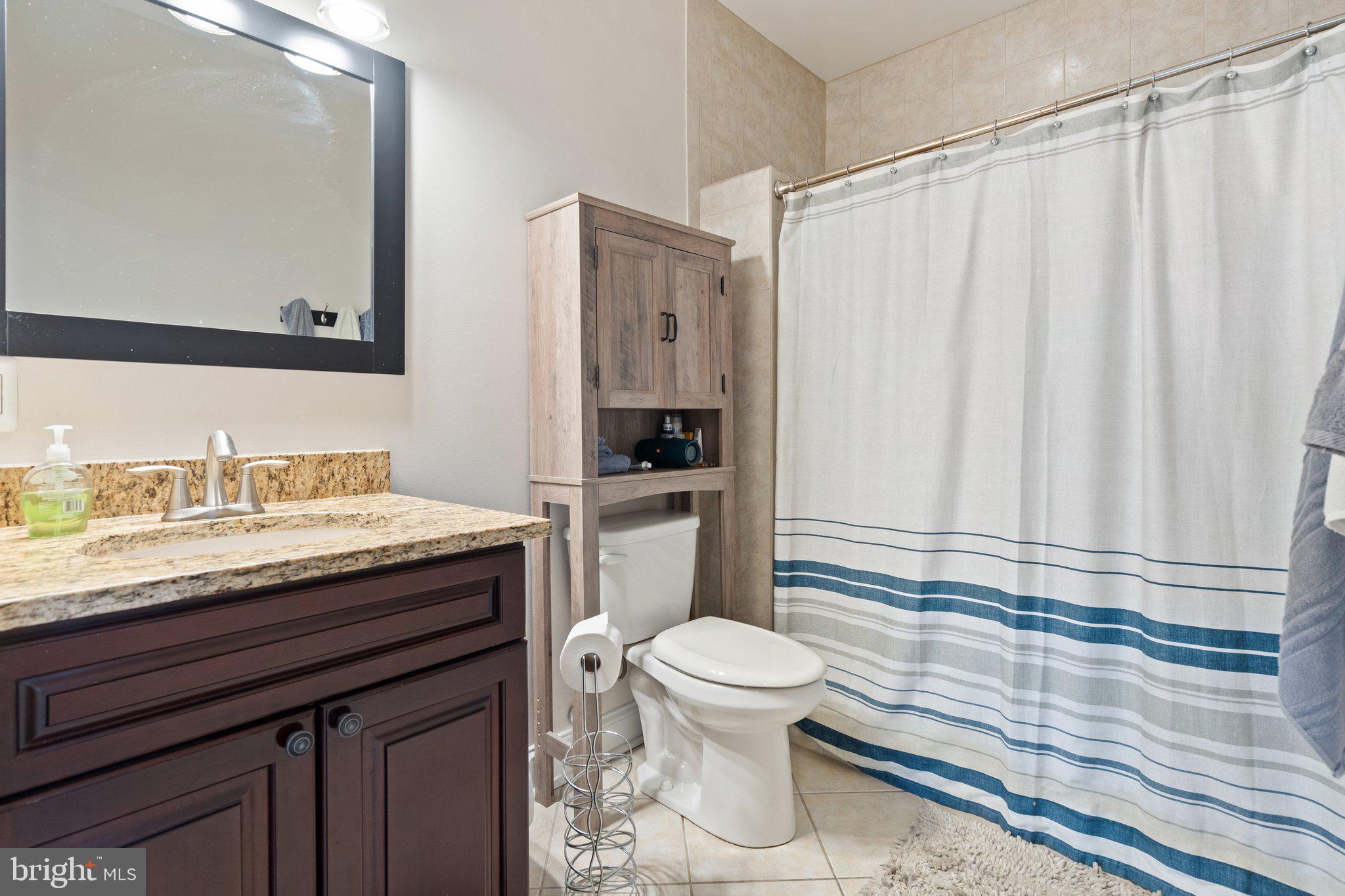 LAWNVALE ESTATES - Residential