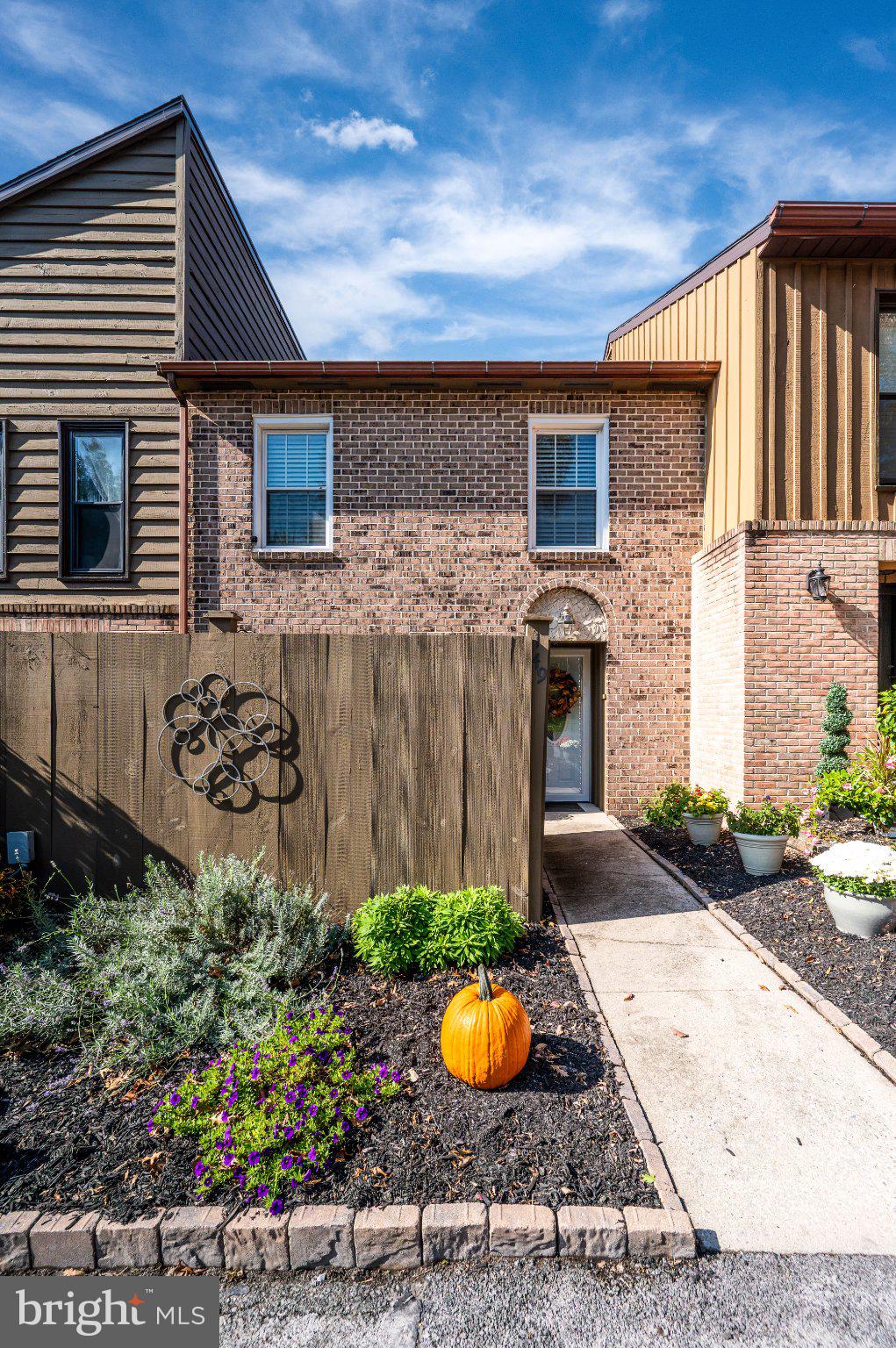 149 MERION LANE