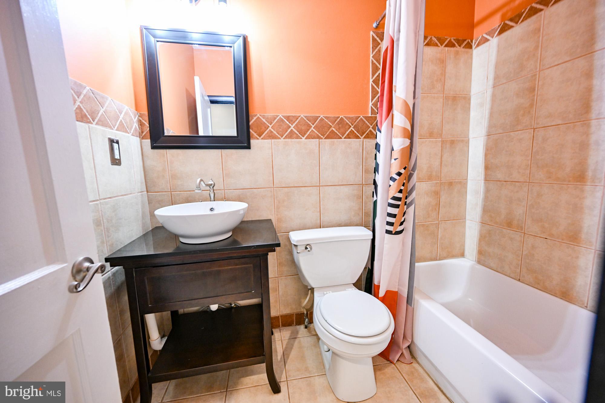 BREWERS HILL HISTORIC DISTRICT - Residential Lease