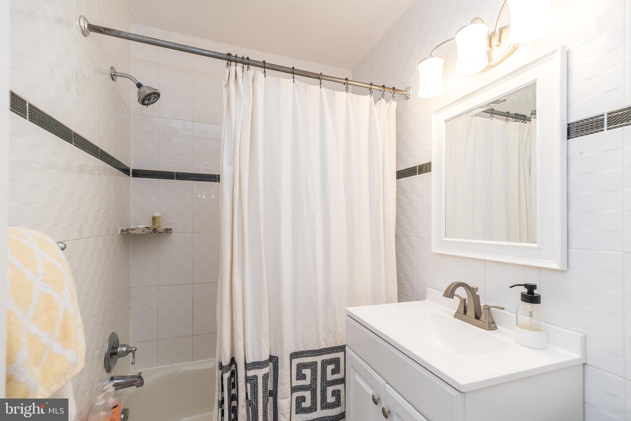 NORRIS HILL - Residential