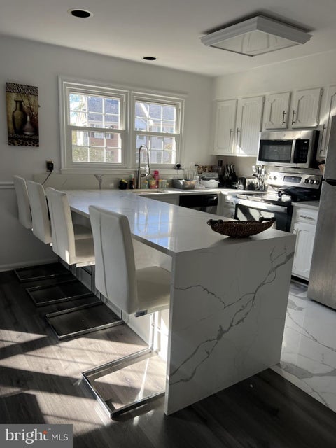 Townhouse For Rent - 8719 Delcris Drive<br/> MONTGOMERY VILLAGE, MD 20886