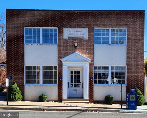 152 N HOLLIDAY STREET STRASBURG VA 22657