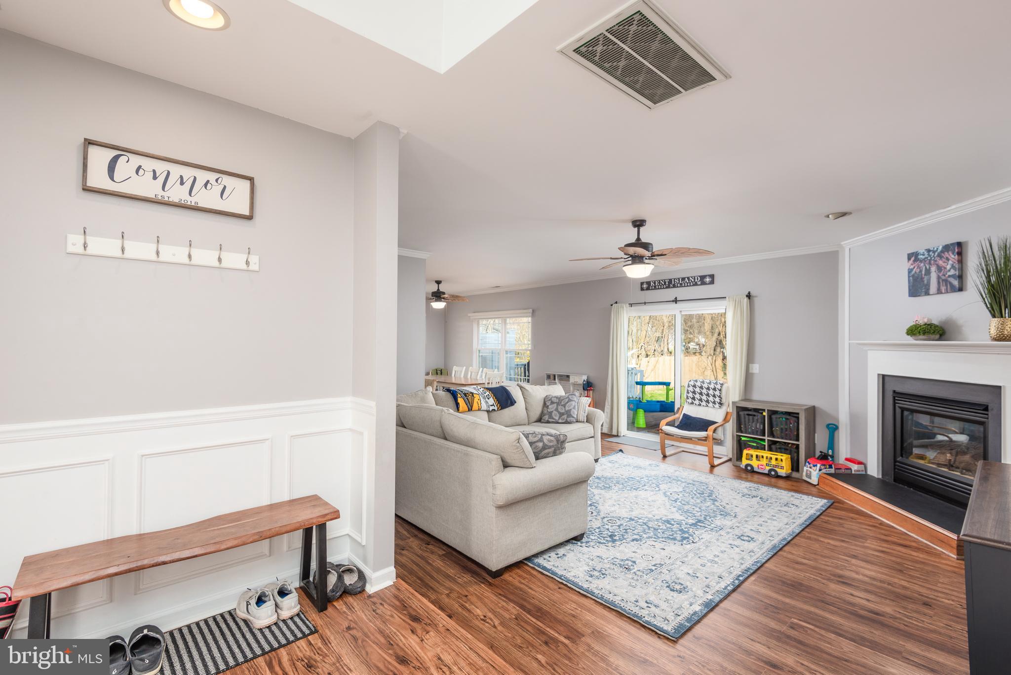 716 CLOVERFIELDS DRIVE