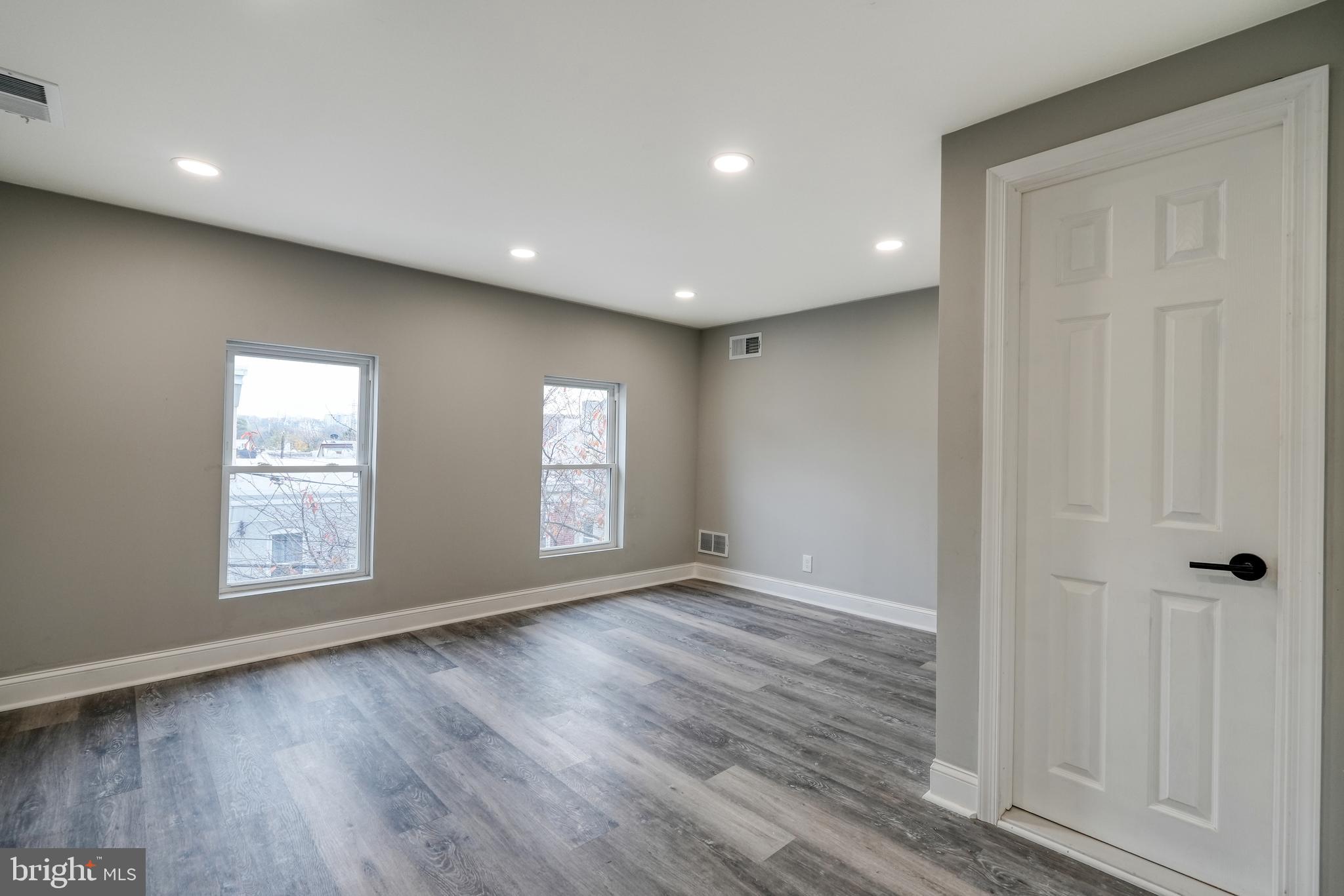 MANAYUNK - Residential