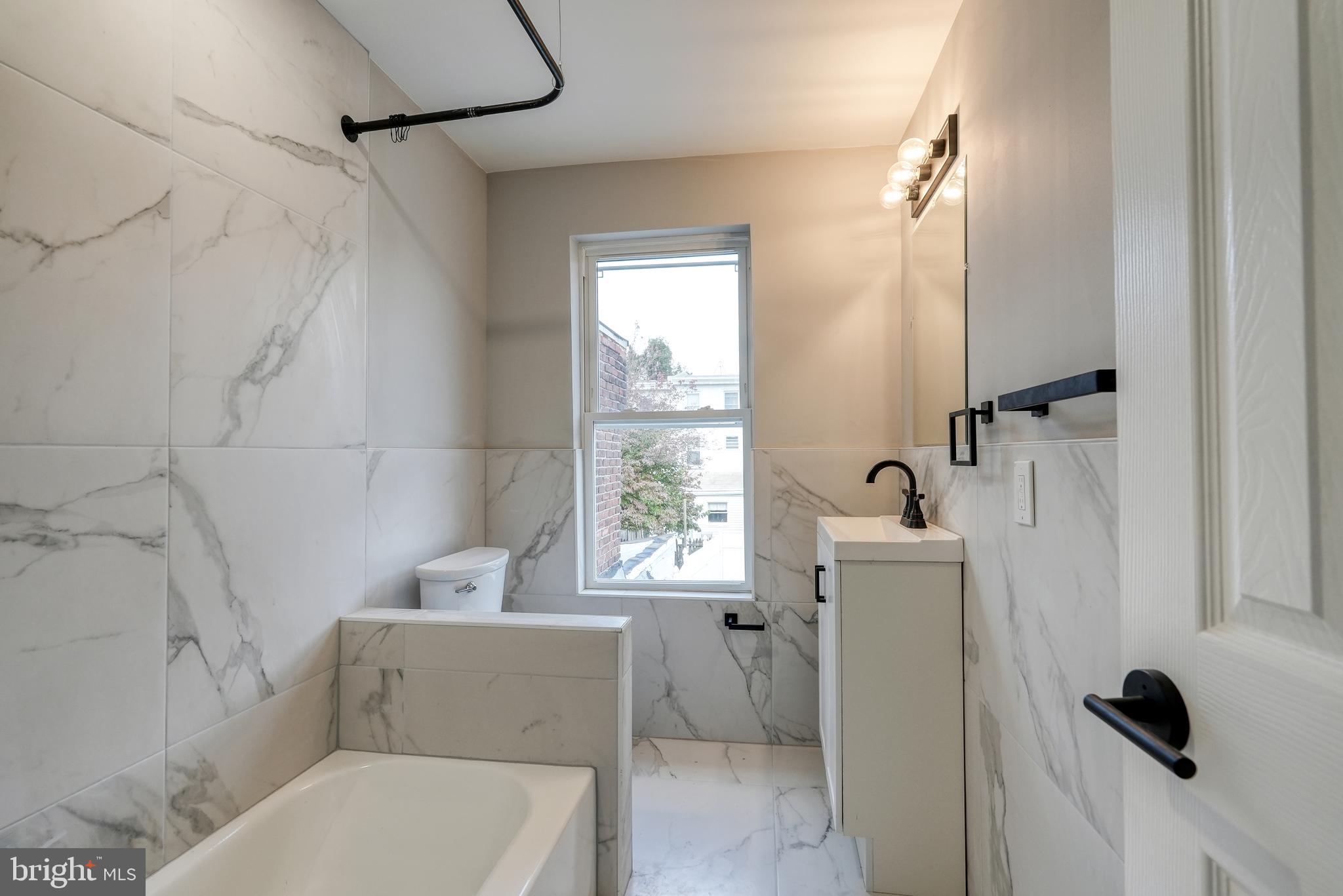 MANAYUNK - Residential