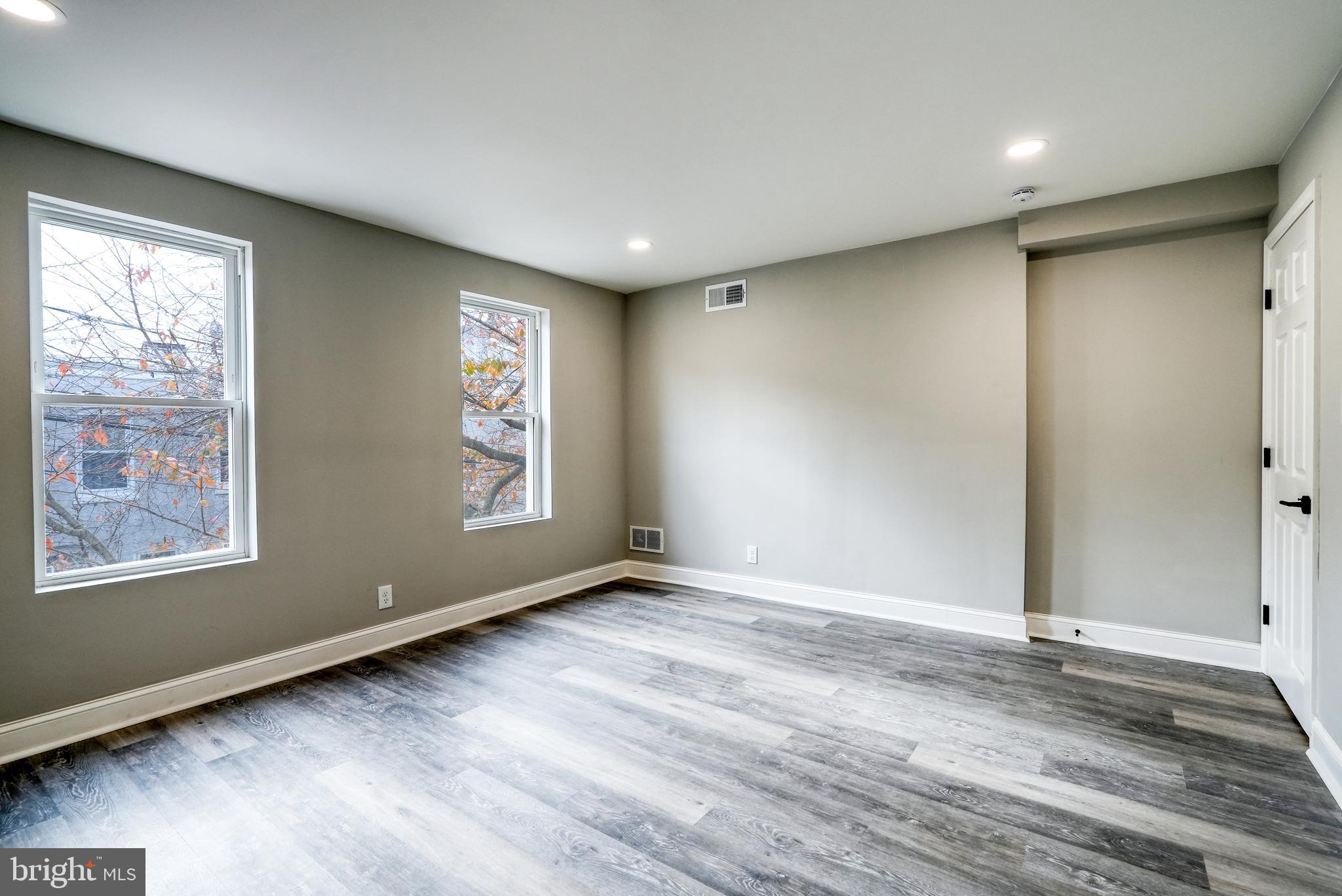 MANAYUNK - Residential