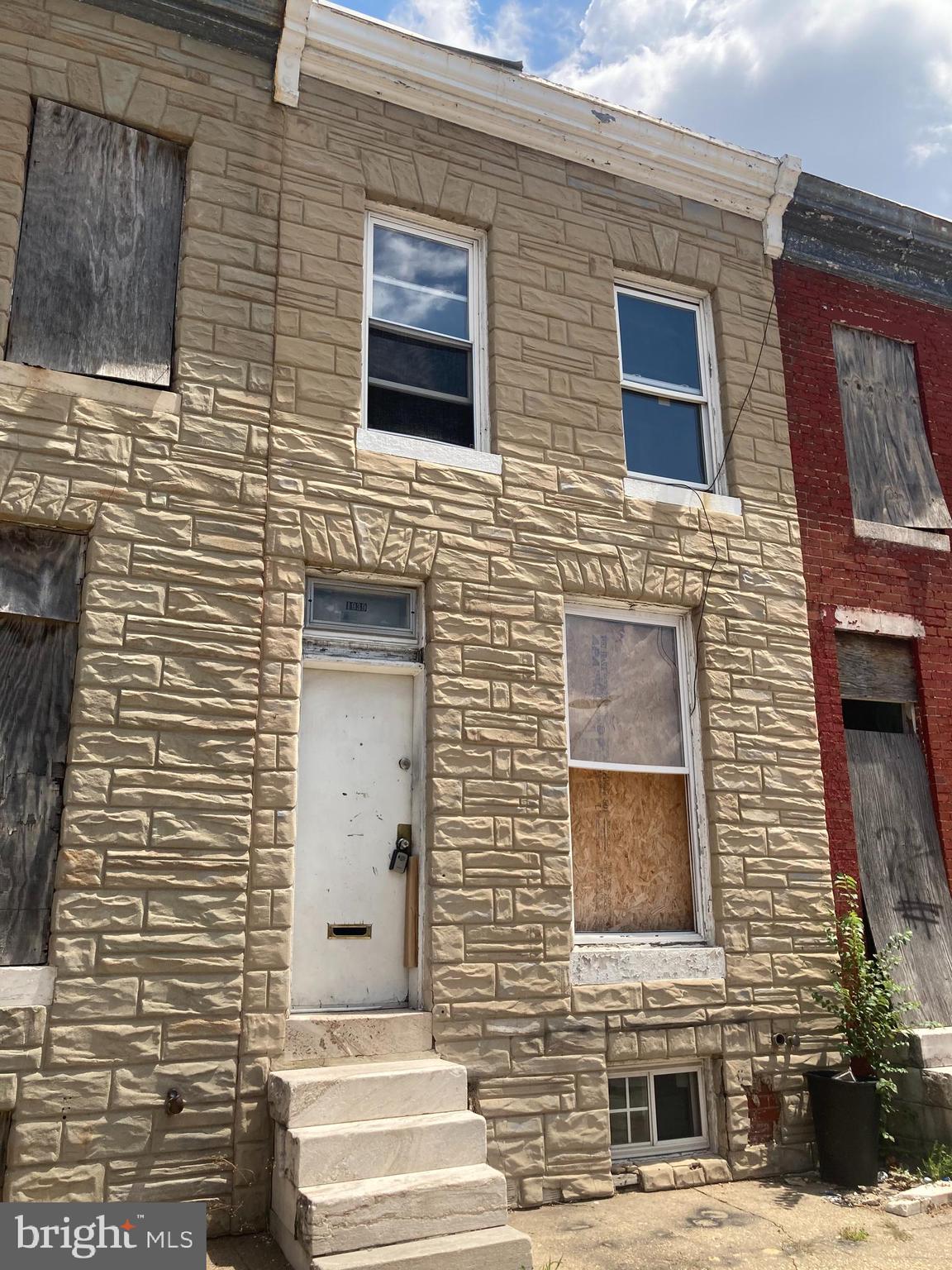 CLIFTON - Residential