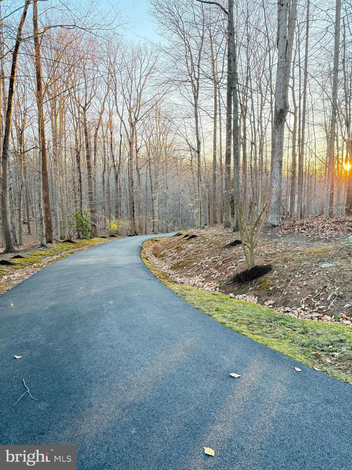 ESTATES AT ROSELAND - Residential