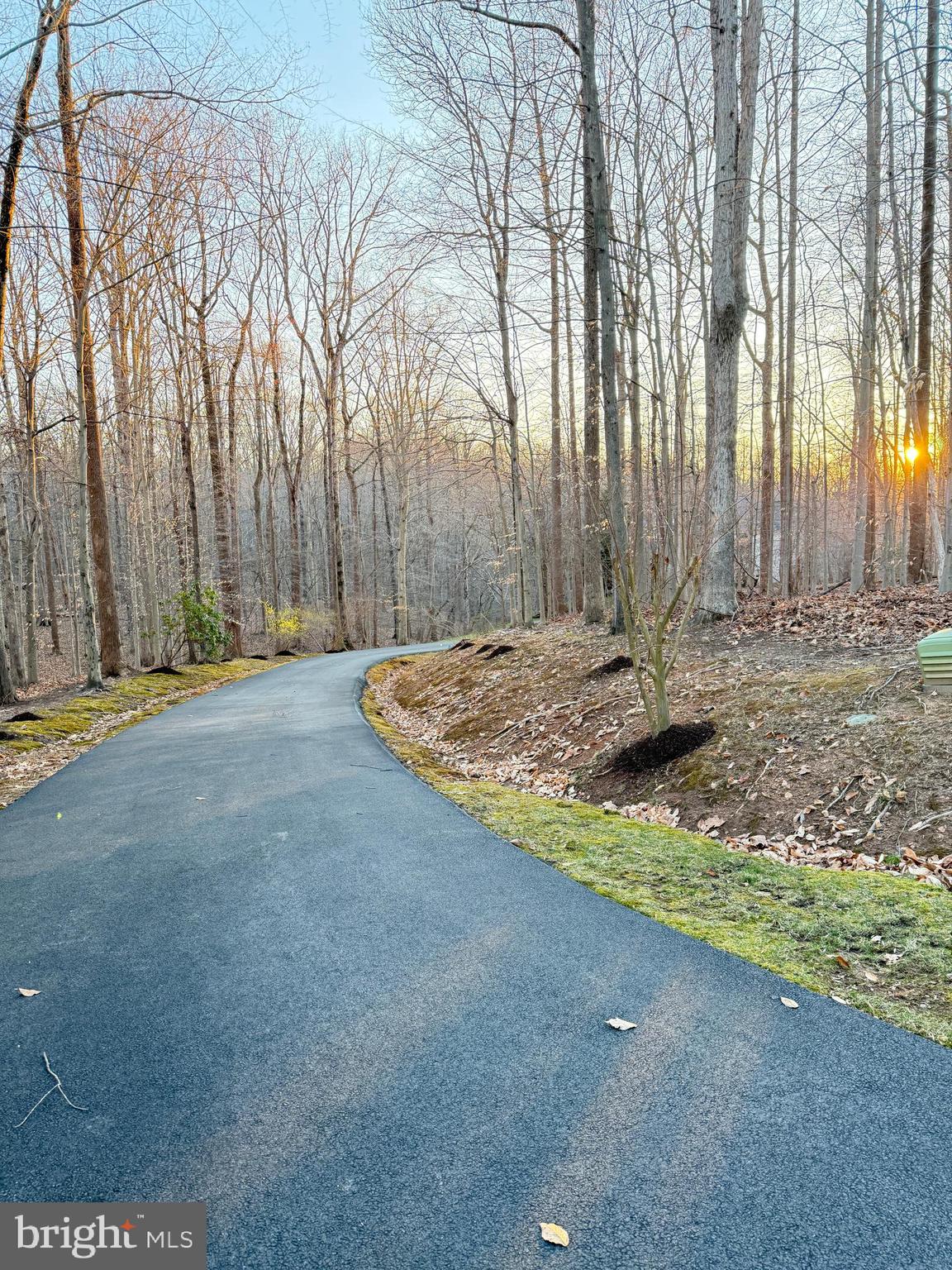 ESTATES AT ROSELAND - Residential