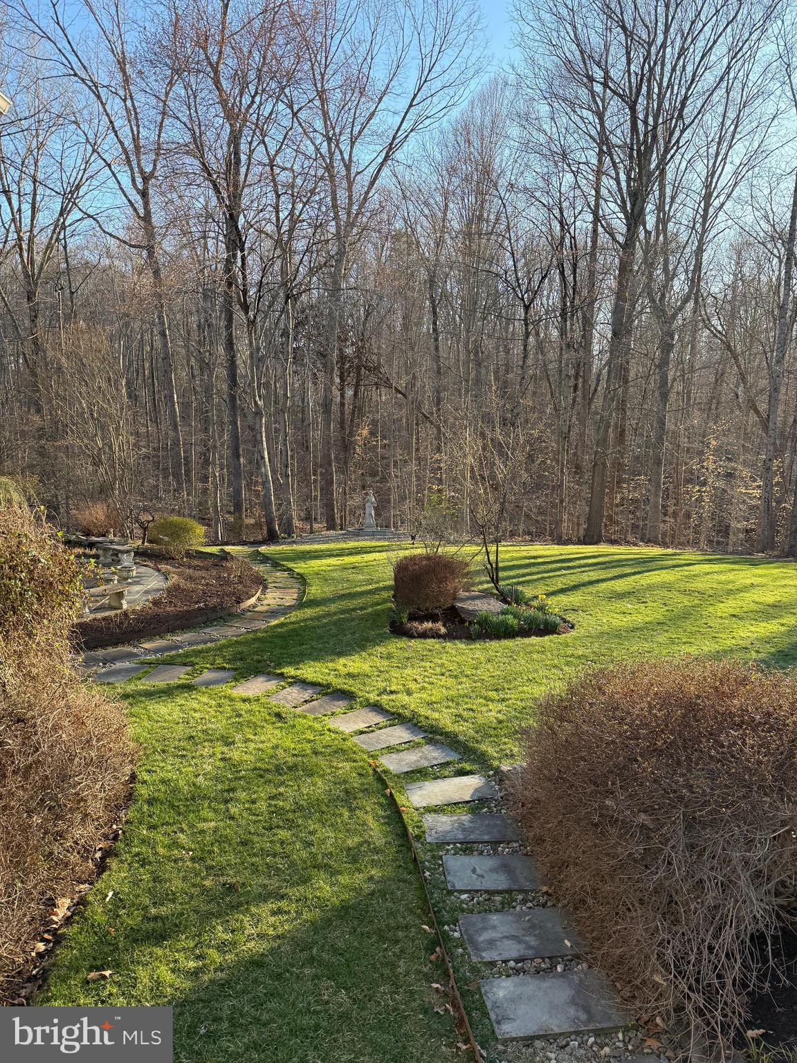 ESTATES AT ROSELAND - Residential