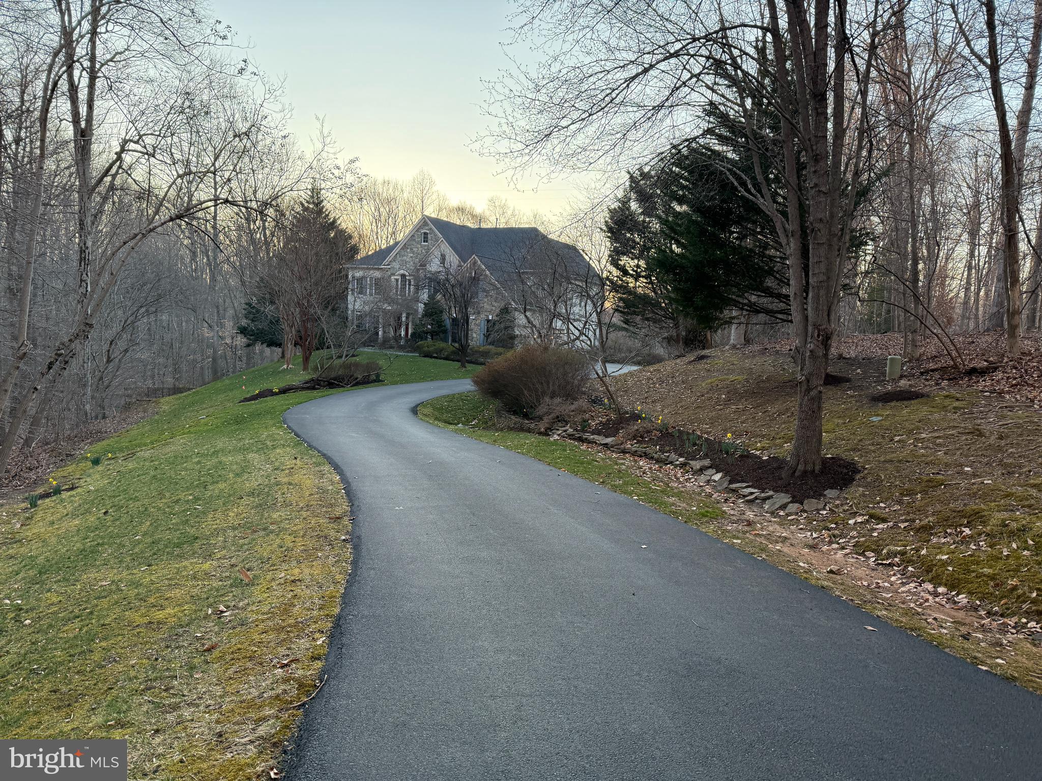 ESTATES AT ROSELAND - Residential