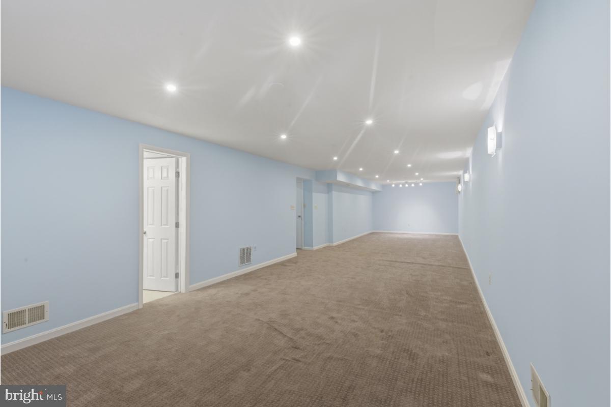 SAYBROOKE - Residential