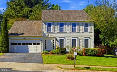Homes For Sale - 8322 Cottage Hill Court<br/> GAITHERSBURG, MD 20877