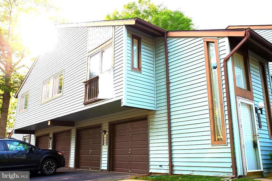 Gorgeous  end unit condo features crown moldings & decorative trims, 6-panel doors, upgraded bathrooms, freshly painted and large well-proportioned rooms & ample space for entertaining and cooking.Large garage has direct access to foyer with granite floor.Remodeled kitchen with granite bullnose edge countertop, custom cabinets and marble floor. This is a "must see" home. Lovely deck with pond view