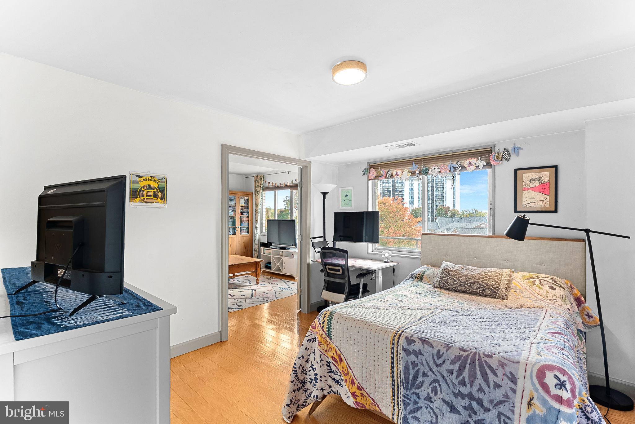 PAVILION ON THE PARK - Residential