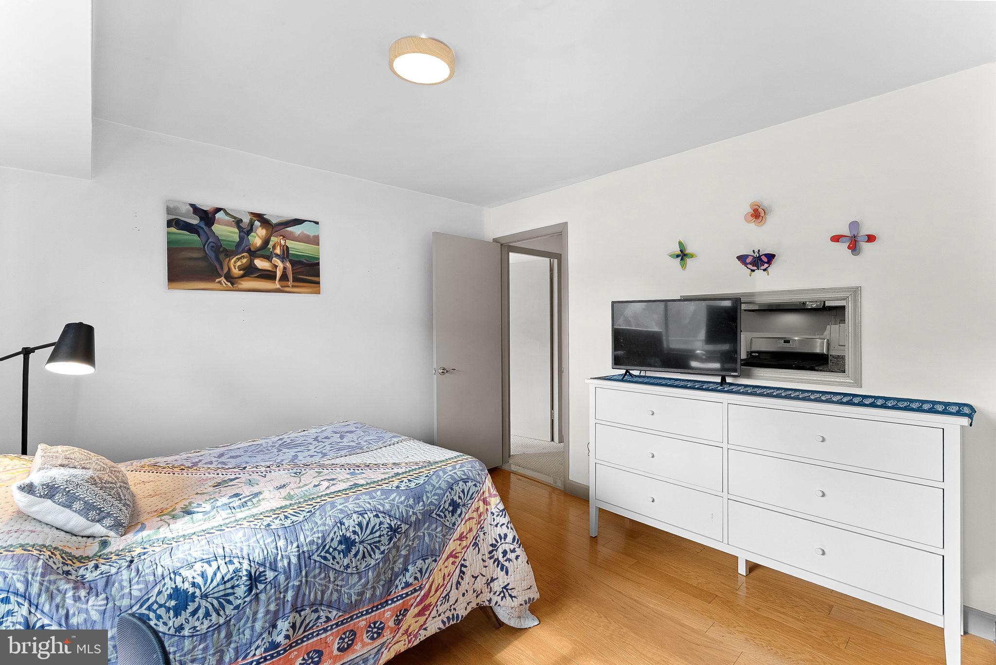 PAVILION ON THE PARK - Residential