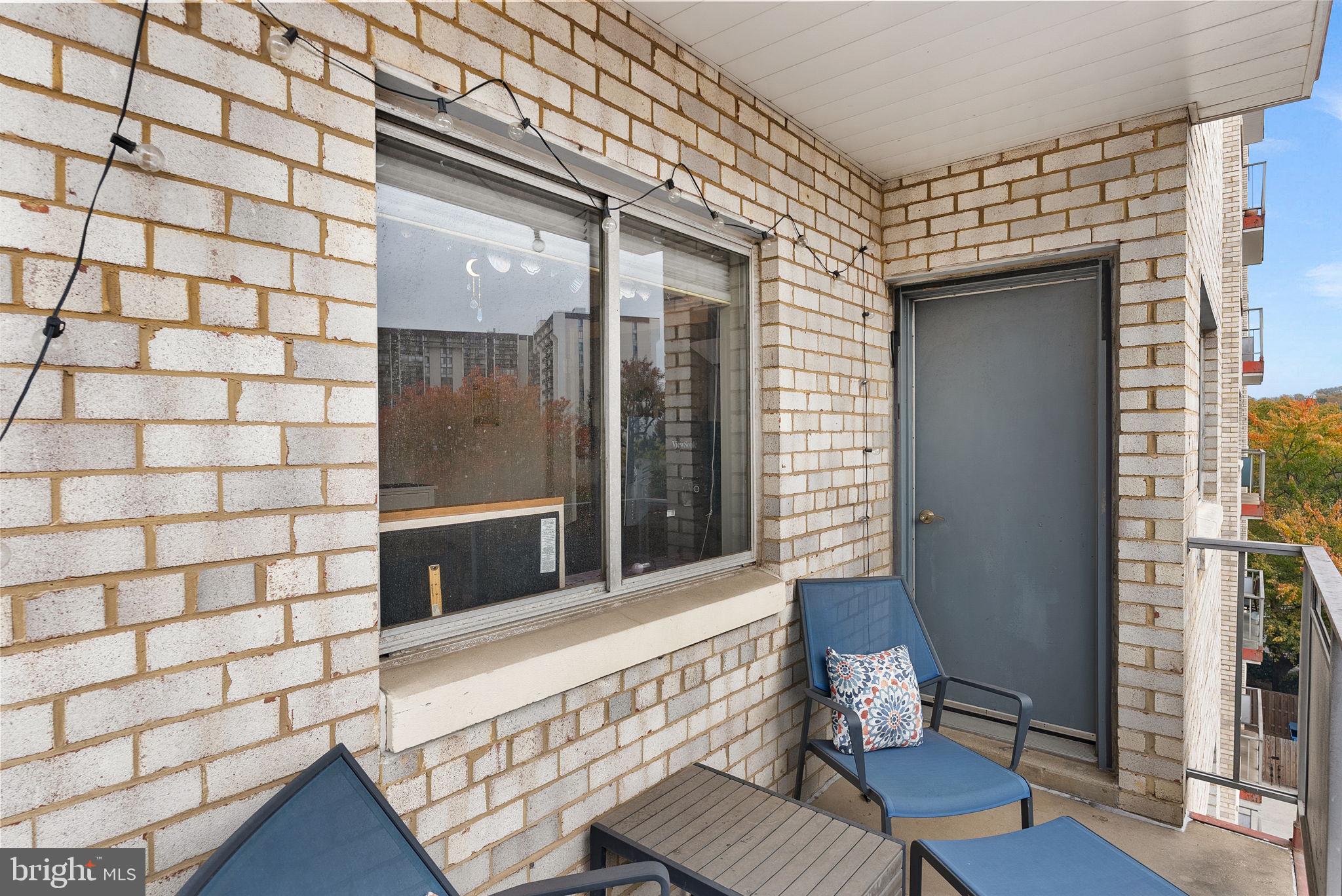 PAVILION ON THE PARK - Residential