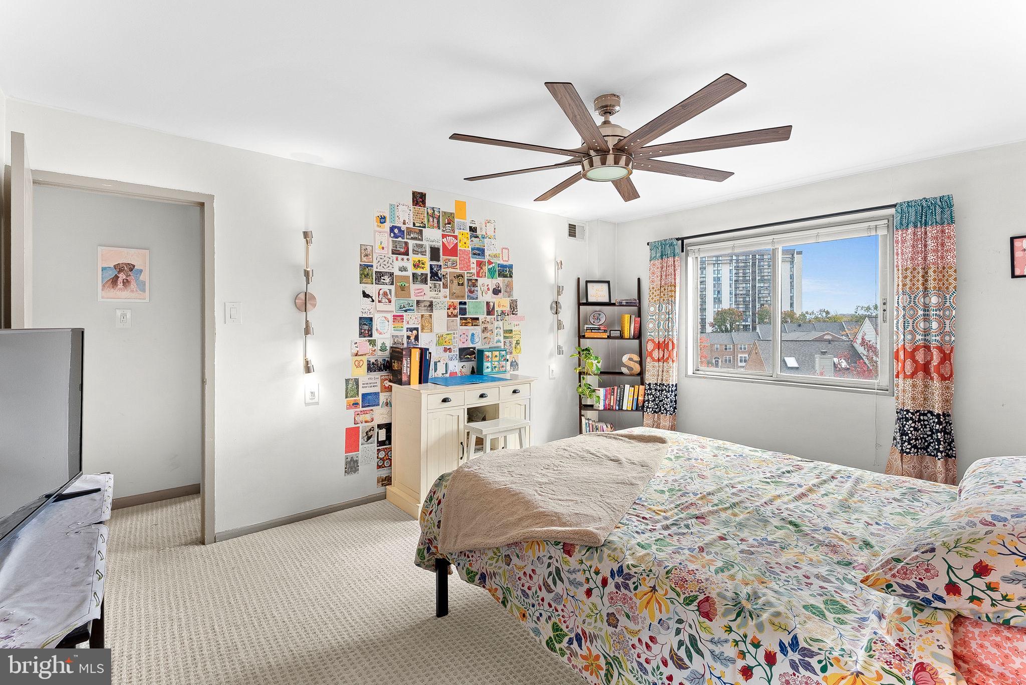 PAVILION ON THE PARK - Residential