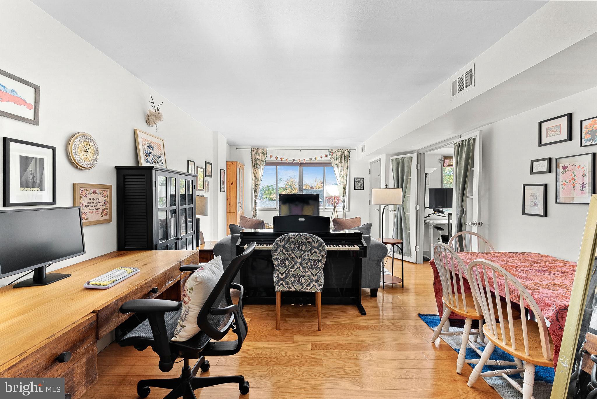 5340 HOLMES RUN PARKWAY 400