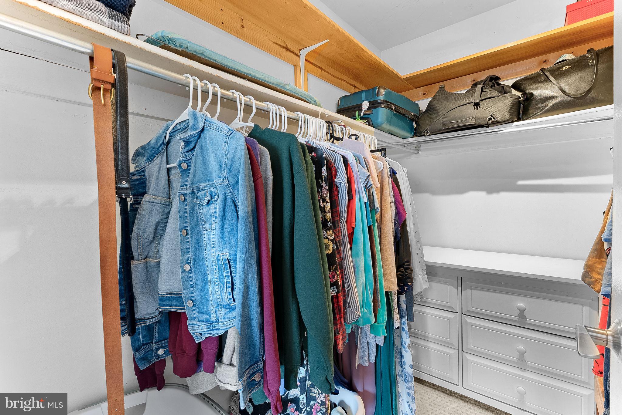 PAVILION ON THE PARK - Residential