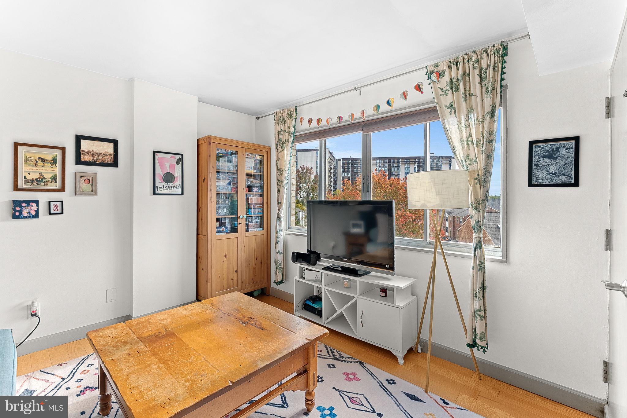 PAVILION ON THE PARK - Residential