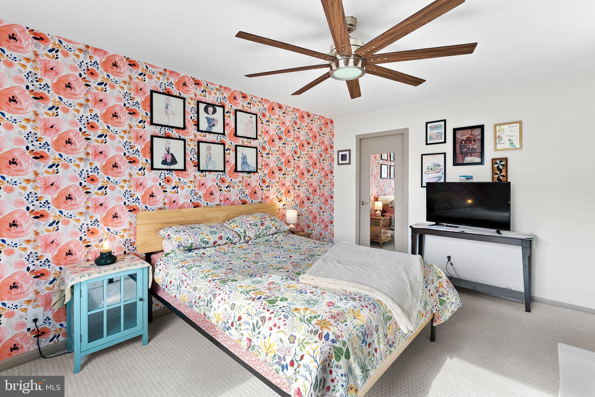 PAVILION ON THE PARK - Residential