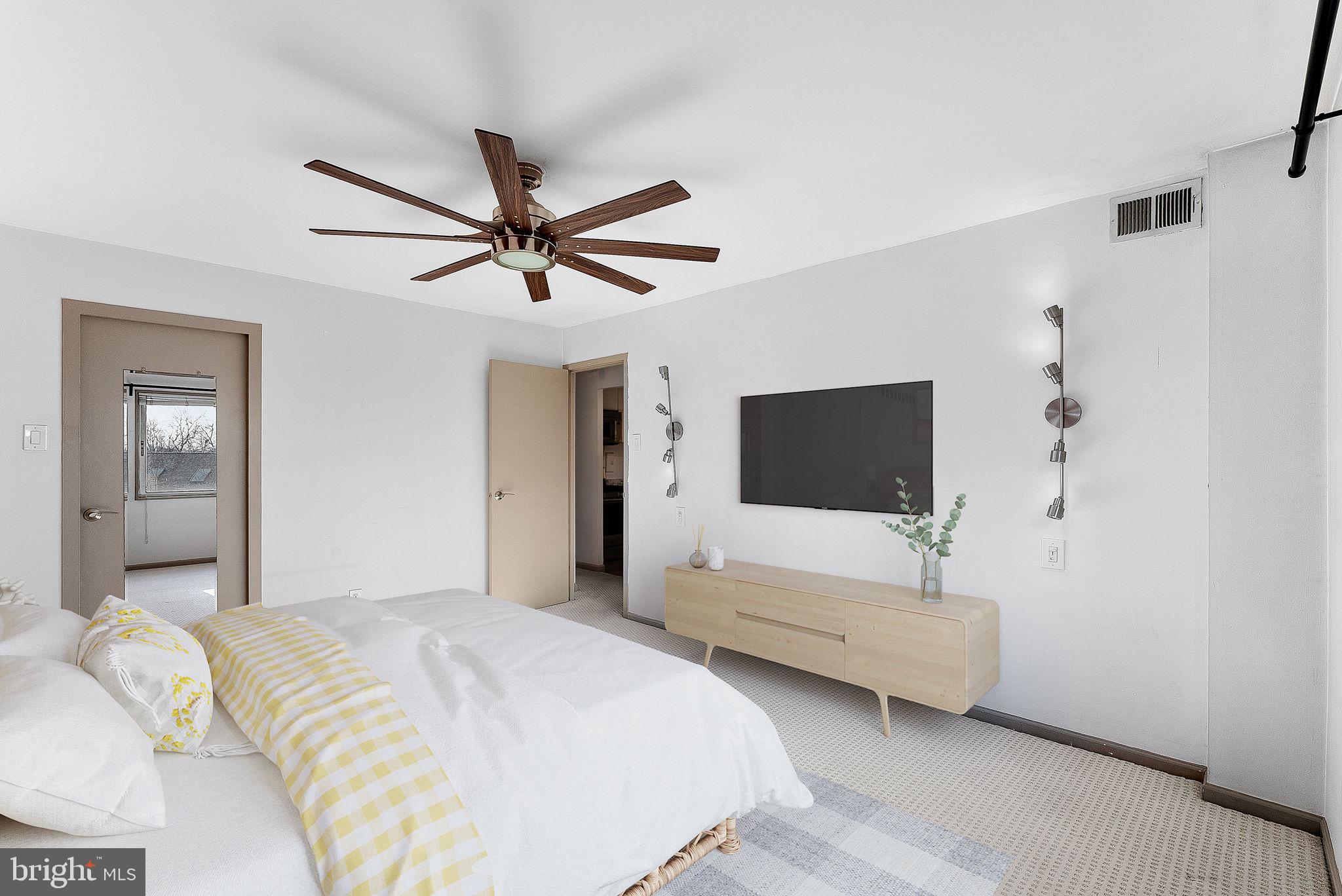 PAVILION ON THE PARK - Residential