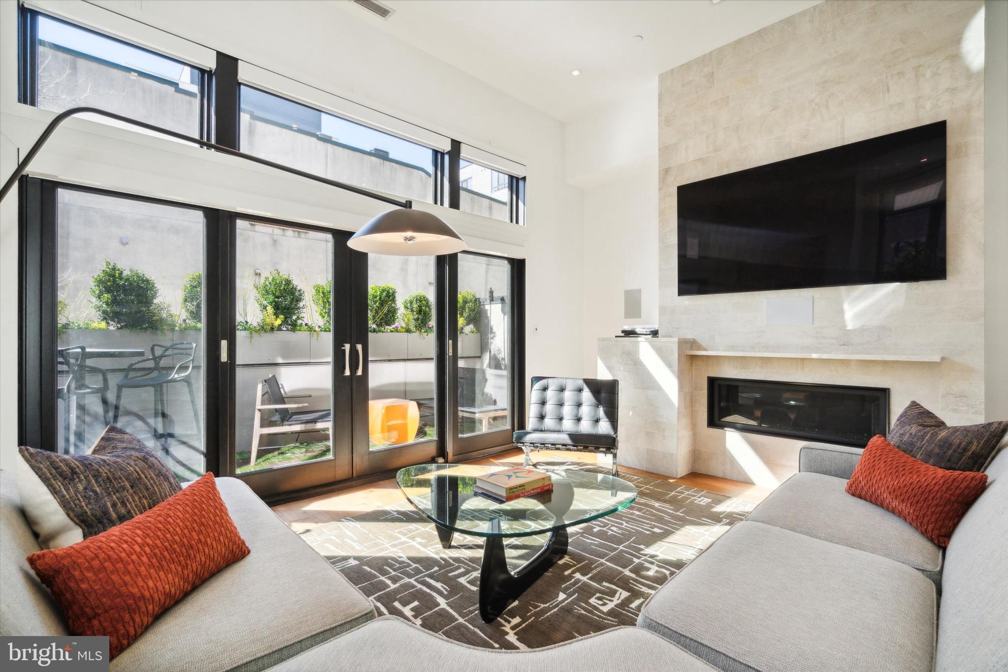 OLD CITY - Residential